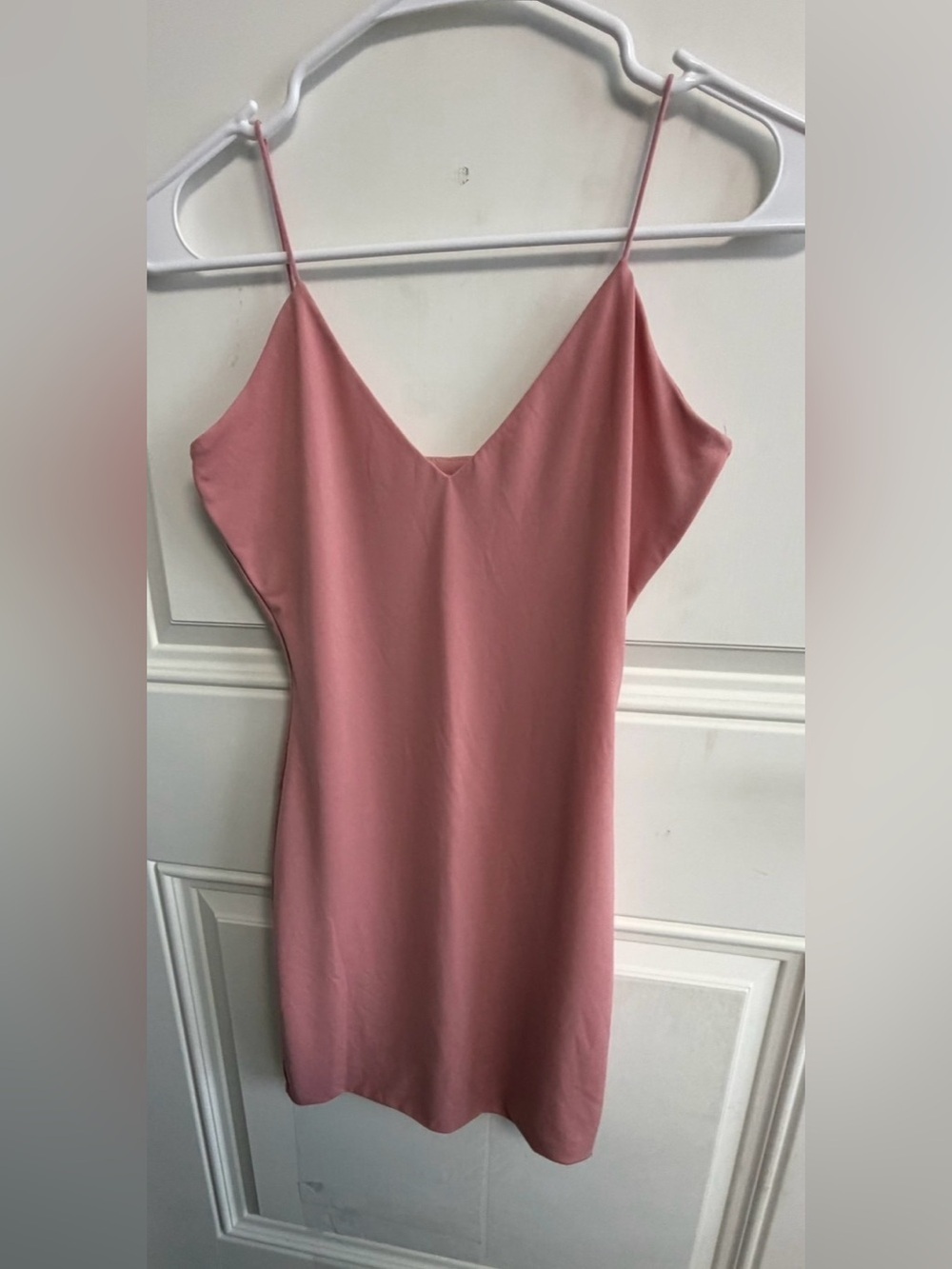 Love Tree Pink V-Neck Bodycon Mini Dress - Size S / Small - Picture 6 of 9